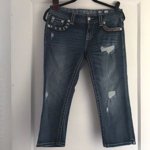 Miss Me signature cuffed Capri size 28